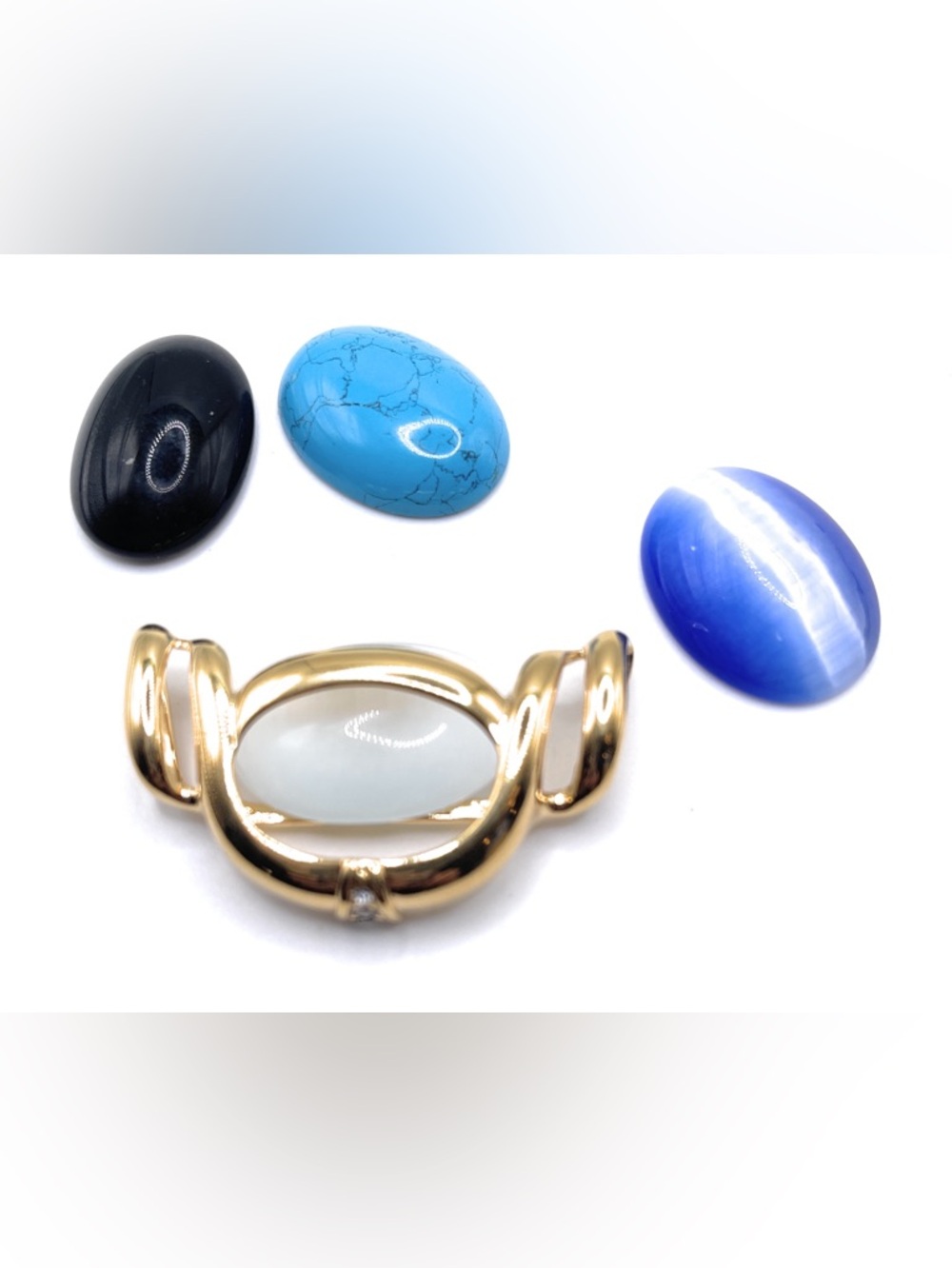 OPTIONS Premier Designs Pendant - Gold - 2006 Catalog (4573) - Picture 3 of 3